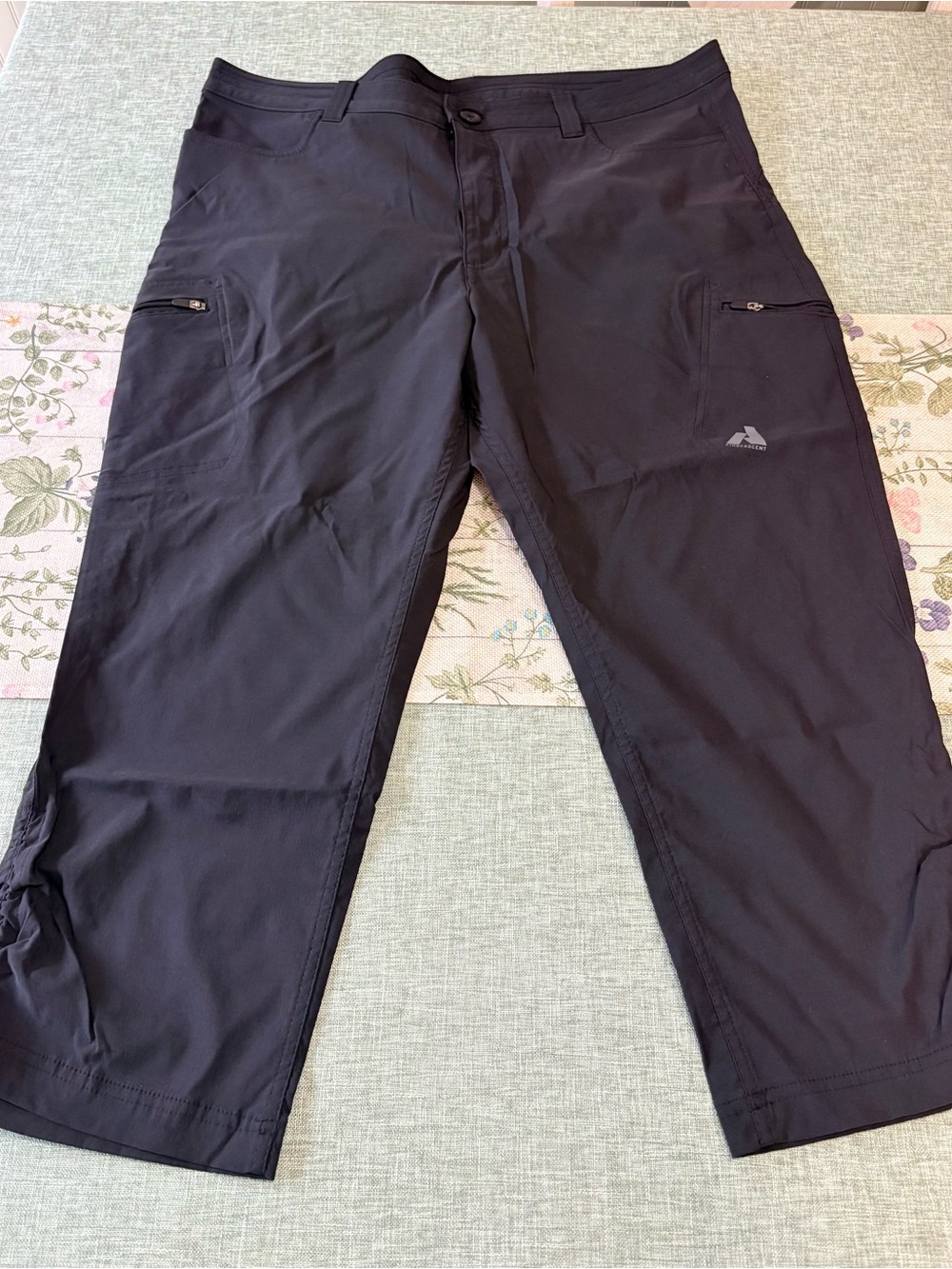 Eddie Bauer Women’s Guide Capris